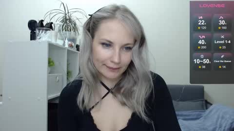 Naomi online show from 01/11/25, 12:50