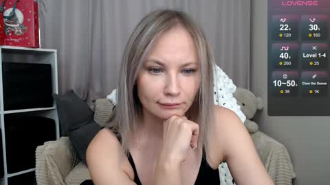 Naomi online show from 01/12/26, 04:39