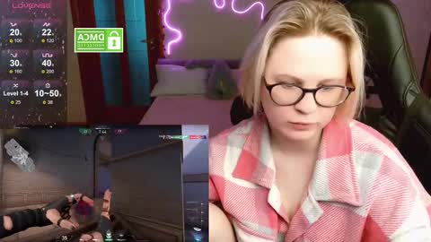 Snapshot of sunny_mood chatting on 03/10/25, 07:42 sunny mood online show from 03/10/25, 07:42