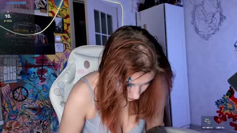 Snapshot of sunny_mouse chatting on 01/10/25, 06:17 Sunny online show from 01/10/25, 06:17