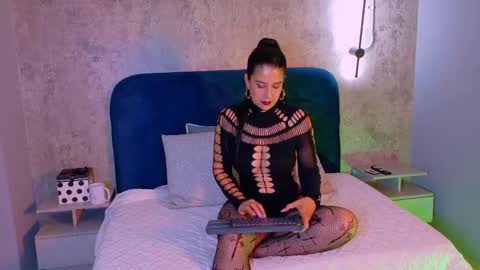 Sunny River online show from 02/18/26, 01:51