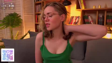 Sunny online show from 07/25/26, 11:08