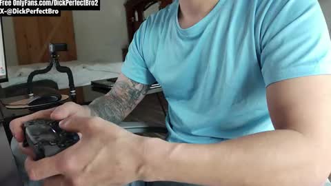 sunny valentine online show from 02/26/26, 03:55