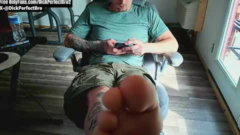 Snapshot of sunny_valentine chatting on 05/08/26, 01:16 sunny valentine online show from 05/08/26, 01:16
