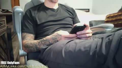 sunny valentine online show from 08/04/26, 01:03