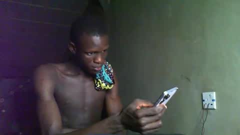 Sunnyblack2 online show from 10/25/25, 10:56