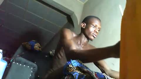 Sunnyblack2 online show from 12/04/25, 11:30