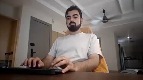 sunnyleonekafan69 online show from 05/18/26, 12:22