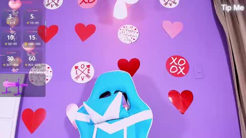      online show from 02/10/25, 09:04