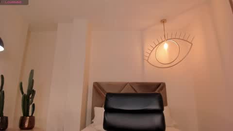 Sunny Rivers online show from 02/12/25, 09:54