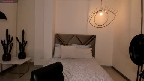 Sunny Rivers online show from 09/18/25, 06:54