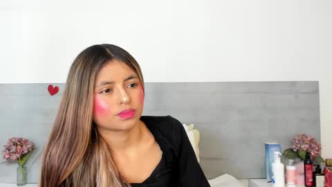 sunnywhitee online show from 03/05/26, 07:10