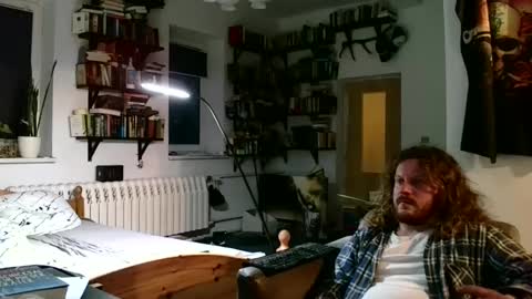 Snapshot of sunr1sa chatting on 12/20/24, 03:42 sunr1sa online show from 12/20/24, 03:42