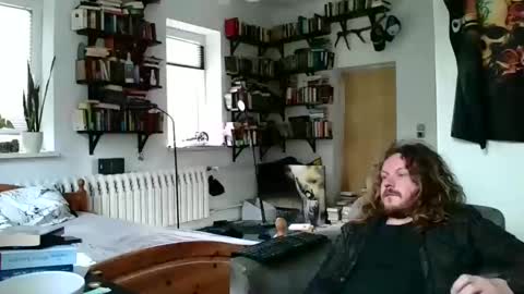 Snapshot of sunr1sa chatting on 12/25/24, 10:39 sunr1sa online show from 12/25/24, 10:39