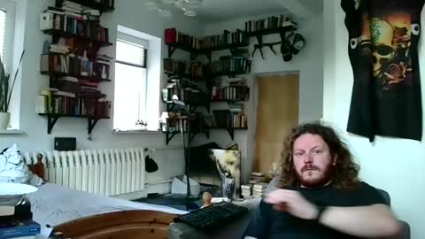 Snapshot of sunr1sa chatting on 12/27/24, 08:24 sunr1sa online show from 12/27/24, 08:24