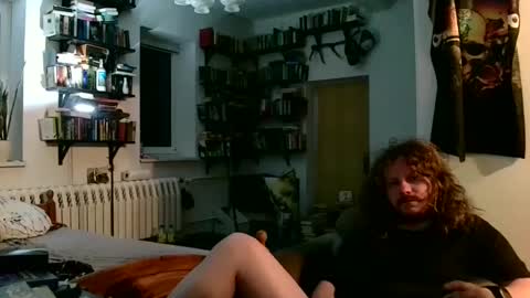 Snapshot of sunr1sa chatting on 01/06/25, 06:03 sunr1sa online show from 01/06/25, 06:03