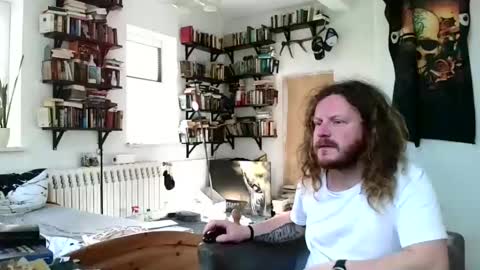 Snapshot of sunr1sa chatting on 01/07/25, 10:11 sunr1sa online show from 01/07/25, 10:11