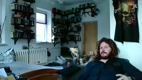 Snapshot of sunr1sa chatting on 01/12/25, 07:32 sunr1sa online show from 01/12/25, 07:32