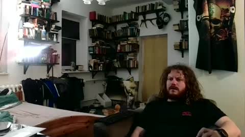 Snapshot of sunr1sa chatting on 01/28/25, 05:54 sunr1sa online show from 01/28/25, 05:54