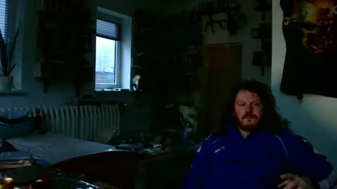 Snapshot of sunr1sa chatting on 02/13/25, 06:41 sunr1sa online show from 02/13/25, 06:41