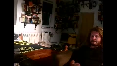 Snapshot of sunr1sa chatting on 09/12/25, 04:12 sunr1sa online show from 09/12/25, 04:12