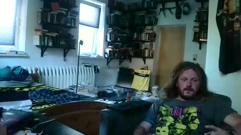 Snapshot of sunr1sa chatting on 09/12/25, 04:29 sunr1sa online show from 09/12/25, 04:29