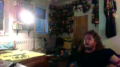 Snapshot of sunr1sa chatting on 10/01/25, 05:13 sunr1sa online show from 10/01/25, 05:13