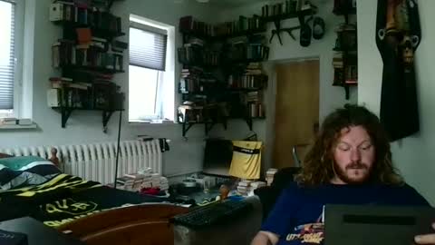 Snapshot of sunr1sa chatting on 10/12/25, 06:12 sunr1sa online show from 10/12/25, 06:12