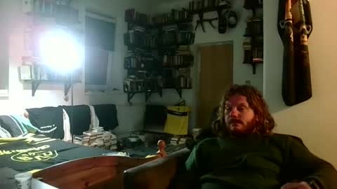 Snapshot of sunr1sa chatting on 10/27/25, 05:33 sunr1sa online show from 10/27/25, 05:33