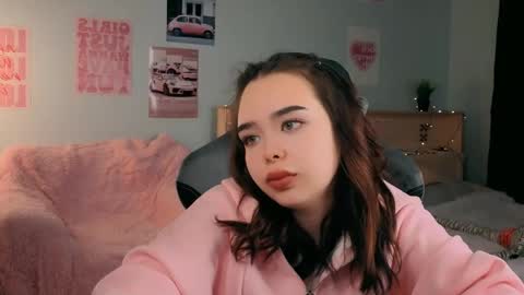 Luna online show from 04/29/26, 06:58