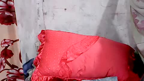 sunshine_38 online show from 06/18/26, 06:24