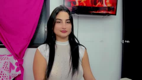 Andrea Rodriguez online show from 12/09/24, 06:57