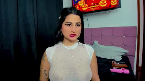 Andrea Rodriguez online show from 10/11/25, 07:23