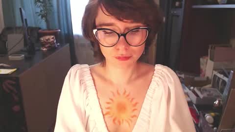 Hella online show from 11/17/25, 06:41