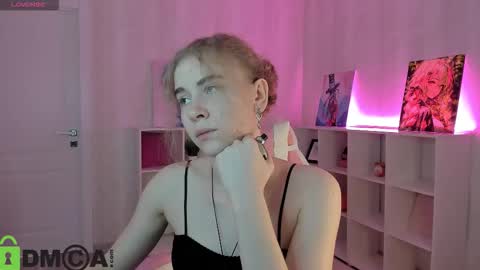 anna online show from 10/06/25, 09:18