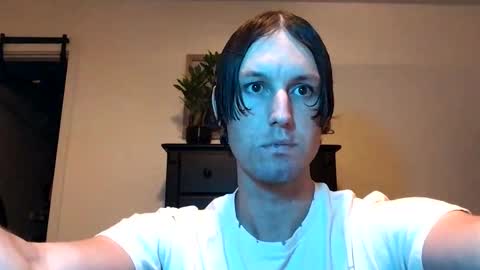 Snapshot of suntresh chatting on 10/30/25, 05:42 suntresh online show from 10/30/25, 05:42