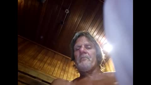 Snapshot of suntroll chatting on 01/06/25, 06:47 Suntroll online show from 01/06/25, 06:47