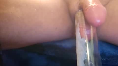 Snapshot of suntroll chatting on 03/06/25, 08:48 Suntroll online show from 03/06/25, 08:48