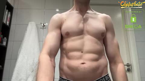 Snapshot of sup3rcumm chatting on 09/11/25, 01:44 See all of me now on OF Live - TOP 78----- online show from 09/11/25, 01:44