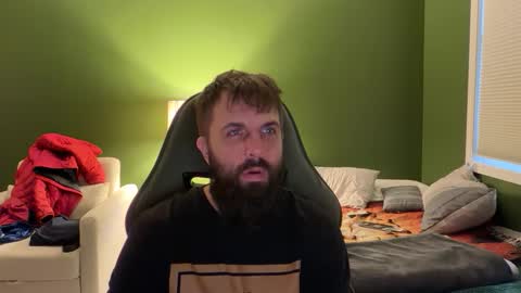 Matt online show from 12/18/25, 02:12