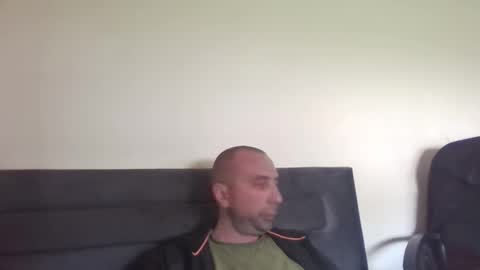 Snapshot of super42835015 chatting on 05/15/26, 02:46 super42835015 online show from 05/15/26, 02:46