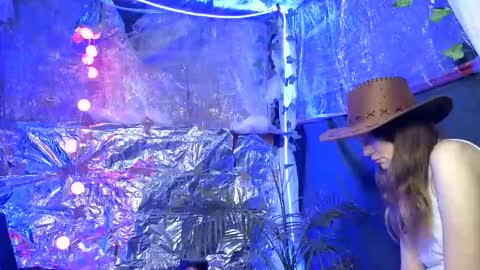 super jony and Marta GMT 1300-1800 every day online show from 10/17/25, 04:09