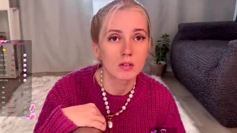 Snapshot of super_peach_stream chatting on 02/27/25, 11:31 ANNApvt open full info in bio online show from 02/27/25, 11:31