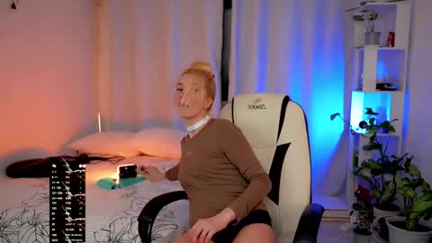 ANNApvt open full info in bio online show from 04/12/26, 05:51