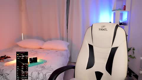 ANNApvt open full info in bio online show from 04/16/26, 05:36