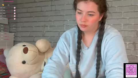 Snapshot of superbdolls chatting on 02/20/25, 03:41 Milana Scarlett online show from 02/20/25, 03:41