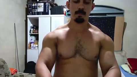 Snapshot of superbigmr chatting on 07/29/26, 12:42 james online show from 07/29/26, 12:42