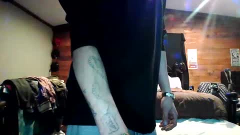 Snapshot of superd512 chatting on 12/06/24, 10:16 Guero Cash online show from 12/06/24, 10:16