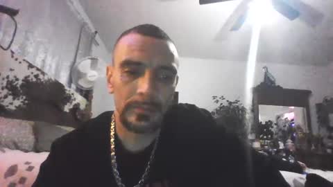 Snapshot of superd512 chatting on 01/19/25, 10:17 Guero Cash online show from 01/19/25, 10:17
