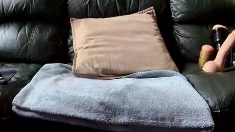 Thomas online show from 02/02/25, 07:46